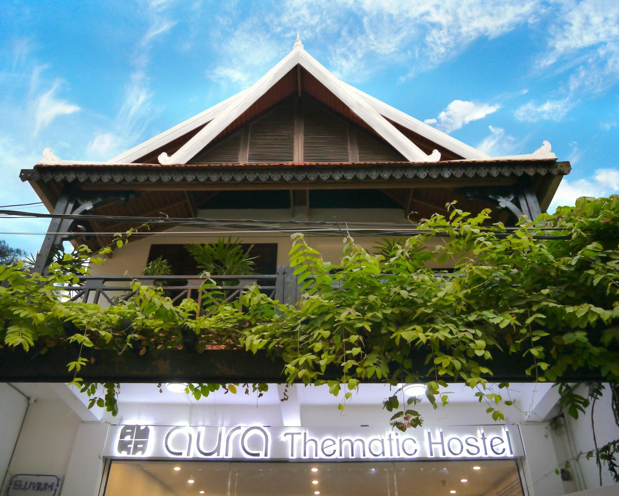 Aura Thematic Hostel Phnom Penh Extérieur photo